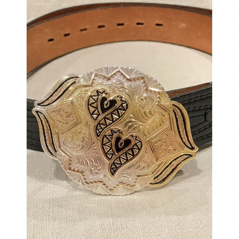Montana Silversmiths Columbus Mont Silver Plated Buckle Hearts With Leather Belt
